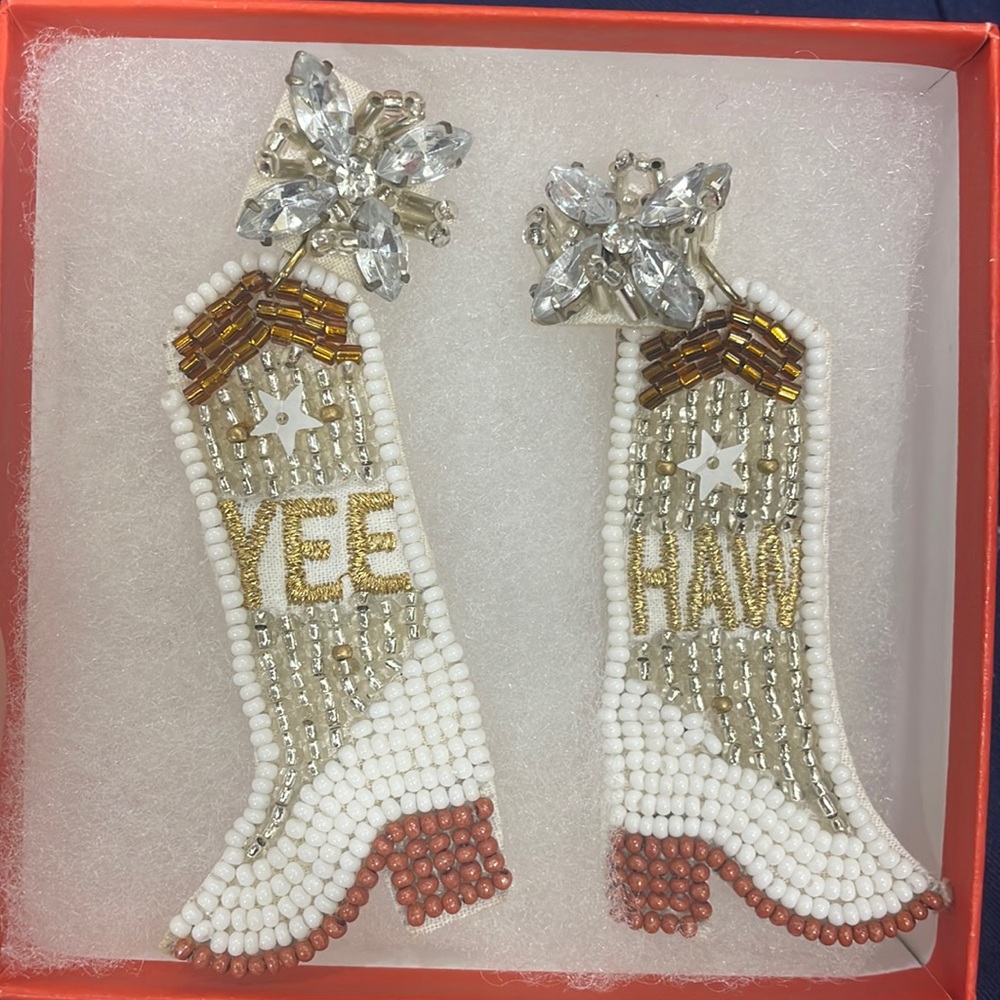 Cowboy boot earring beaded